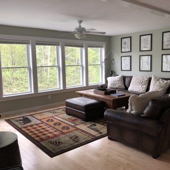 Trout River Lodge - Living Room - Hotels Near Me - Montgomery, Vermont