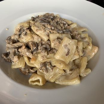 Trattoria Amici - Sausage, mushroom, and white truffle oil ! Delicious  - best dish - Italian Near Me - Glendale, California