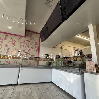 La Michoacana Jares - Ordering area - Desserts Near Me - Torrance, California La Michoacana Jares - Ordering area - Desserts Near Me - Torrance, California