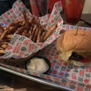 Moo & Brew - Beer Bar Near Me - Charlotte, North Carolina