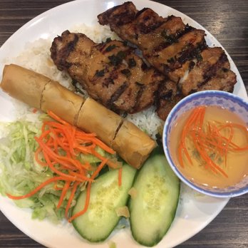 Pho Tau Bay - Lemongrass chicken with spring roll - Vietnamese Near Me - Surrey, British Columbia Pho Tau Bay - Lemongrass chicken with spring roll - Vietnamese Near Me - Surrey, British Columbia