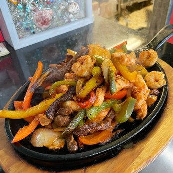 Las Islas Marias - Fajitas mixtas - Mexican Near Me - Fontana, California Las Islas Marias - Fajitas mixtas - Mexican Near Me - Fontana, California