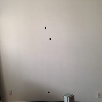Installation King - Tustin - Before - Home Theatre Installation Near Me
