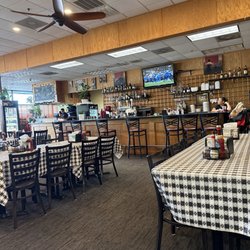 2 Brothers Restaurant - Inside