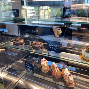 Royal Bakehouse - More pastries on display - Coffee & Tea Near Me - Bellevue, Washington
