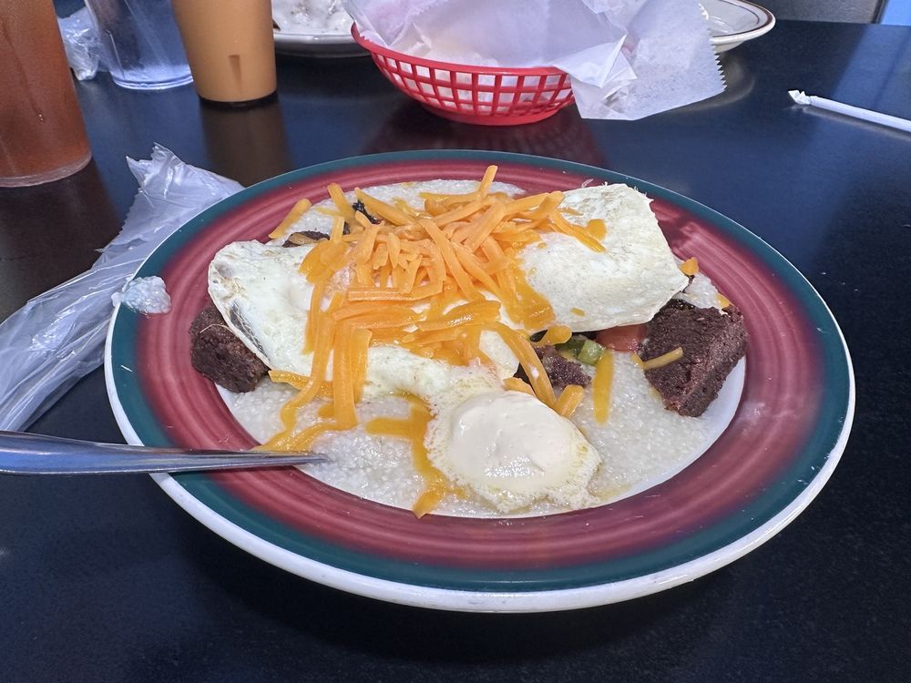 Victoria's Diner Logo