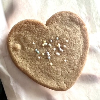 OBRA HandBakery - Complementary cookie on Valentine's Day - Latin American Near Me - Long Beach, California OBRA HandBakery - Complementary cookie on Valentine's Day - Latin American Near Me - Long Beach, California