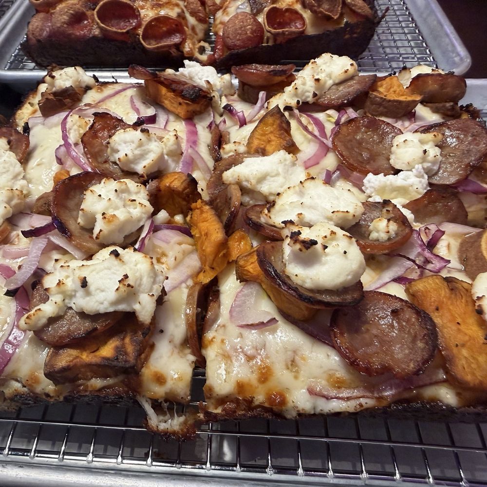Bobbi’s - Sweet potato, sausage, ricotta and red onion. - Pizza Near Me - New Haven, Connecticut Bobbi’s - Sweet potato, sausage, ricotta and red onion. - Pizza Near Me - New Haven, Connecticut