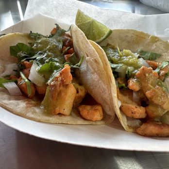 El Sabor Guanaco - Food Trucks Near Me El Sabor Guanaco - Food Trucks Near Me