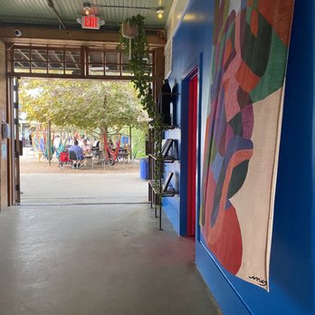 Axelrad - Axelrad indoor area - Beer Gardens Near Me - Houston, Texas Axelrad - Axelrad indoor area - Beer Gardens Near Me - Houston, Texas