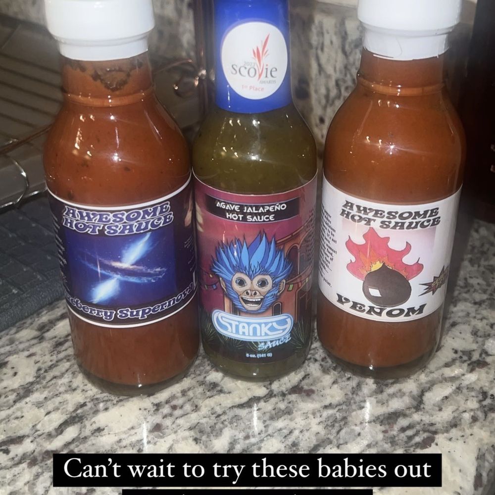 Blueberry supernova awesome hot sauce, stanky jalapeño sauce, venom awesome hot sauce Blueberry supernova awesome hot sauce, stanky jalapeño sauce, venom awesome hot sauce