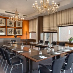 Hotel NH Waalwijk