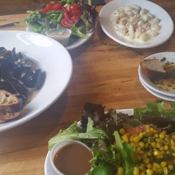 Five Loaves Cafe - Muscles, Caprese salad, goat cheese gnocchi, salmon salad. - Sandwiches Near Me - Summerville, South Carolina