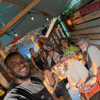 Shorefyre Beach Bar & Grill - Breakfast & Brunch Near Me - Honolulu, Hawaii Shorefyre Beach Bar & Grill - Breakfast & Brunch Near Me - Honolulu, Hawaii