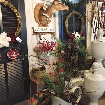 Twin Deer Antique Mall & Design - Antiques Near Me - High Point, North Carolina