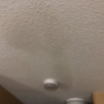 Quality Inn & Suites - Water stain on ceiling Room 111 - Hotels Near Me - Goshen, Indiana