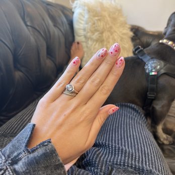 MOI Nails Studio - Nail Salons Near Me - Los Angeles, California