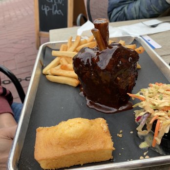 The Rusty Pig - Dinosaur shank - Barbeque Near Me - Geneva, New York