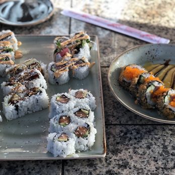 Three's Bar & Grill - Asian Fusion Near Me - Kihei, Hawaii
