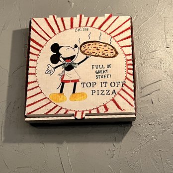 Top It Off Pizza - Decor - Pizza Near Me - Tyler, Texas Top It Off Pizza - Decor - Pizza Near Me - Tyler, Texas