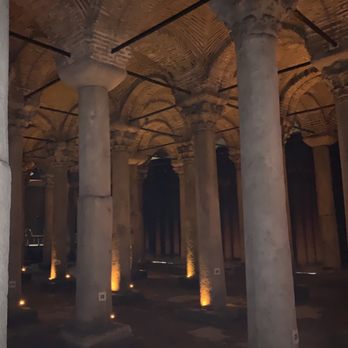 Yerebatan Sarnıcı - Amazing architectural feat - Landmarks & Historical Buildings Near Me - Istanbul, 34 Yerebatan Sarnıcı - Amazing architectural feat - Landmarks & Historical Buildings Near Me - Istanbul, 34