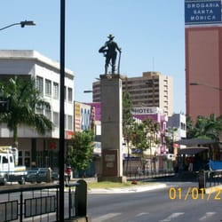 Flamboyant Shopping Center