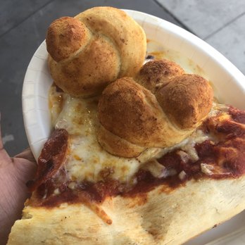 Six Flags Magic Mountain - The little niece and older niece got the same thing ! Pizza 11/06/21 - Amusement Parks Near Me - Valencia, California Six Flags Magic Mountain - The little niece and older niece got the same thing ! Pizza 11/06/21 - Amusement Parks Near Me - Valencia, California