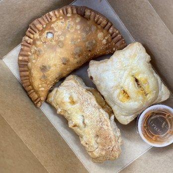 Happy Vegan Bakers - Empanada (Veggie beef), Ham & Cheese pastelito, apple pastelito - Vegan Near Me - Hialeah, Florida Happy Vegan Bakers - Empanada (Veggie beef), Ham & Cheese pastelito, apple pastelito - Vegan Near Me - Hialeah, Florida