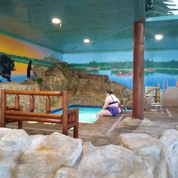 Stoney Creek Hotels - Johnston - Big hot tub - Hotels Near Me - Johnston, Iowa Stoney Creek Hotels - Johnston - Big hot tub - Hotels Near Me - Johnston, Iowa