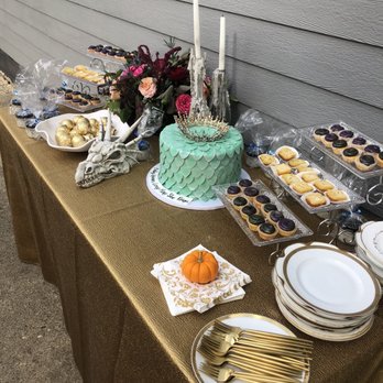 Alliance Bakery & Cafe - Game of Thrones Dessert Table - Bakeries Near Me - Chicago, Illinois Alliance Bakery & Cafe - Game of Thrones Dessert Table - Bakeries Near Me - Chicago, Illinois