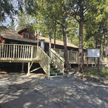 La Casita Mexican Restaurant - Outside dining area - Mexican Near Me - Idyllwild, California