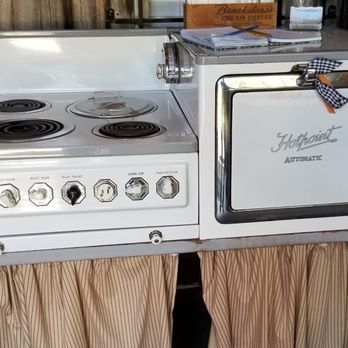 Sandwich Creamery - Great Stove! - Ice Cream & Frozen Yogurt Near Me - Sandwich, New Hampshire