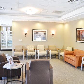 Valley View Dermatology - Lobby area - Dermatologists Near Me - Wilsonville, Oregon Valley View Dermatology - Lobby area - Dermatologists Near Me - Wilsonville, Oregon