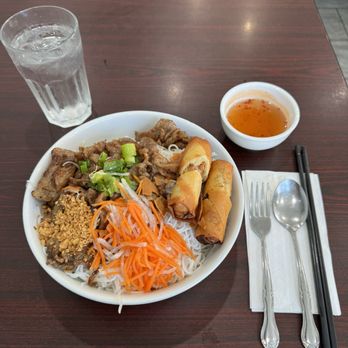 M Noodle & Cafe - Vietnamese Near Me - Gilroy, California M Noodle & Cafe - Vietnamese Near Me - Gilroy, California