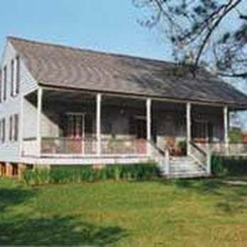 Au Bayou Teche Bed and Breakfast - Hotels Near Me - Breaux Bridge, Louisiana Au Bayou Teche Bed and Breakfast - Hotels Near Me - Breaux Bridge, Louisiana