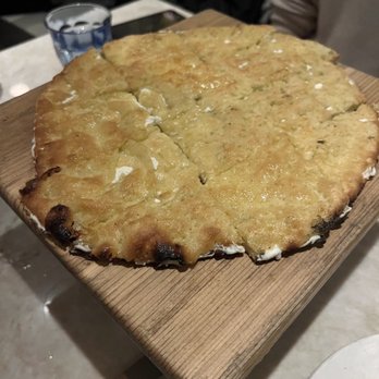 Avec River North - focaccia - Mediterranean Near Me - Chicago, Illinois
