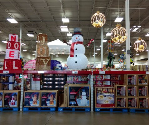 Sam's Club by null