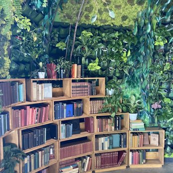 Lost Books - Entrance - Vinyl Records Near Me - Montrose, California