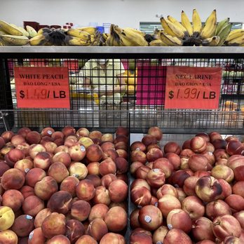 Dai Thanh Supermarket - Produce is well labeled with English and Vietnamese - International Grocery Near Me - San Jose, California Dai Thanh Supermarket - Produce is well labeled with English and Vietnamese - International Grocery Near Me - San Jose, California