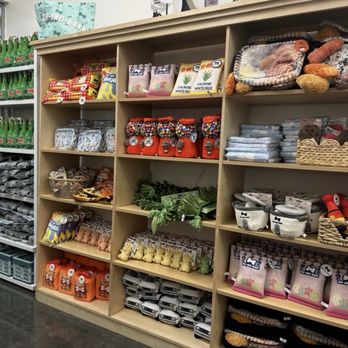 Dis-and-Bark - The Hawaii inspired toys are so adorable. - Pet Stores Near Me - Aiea, Hawaii
