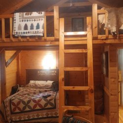 Horseshoe Springs Cabins