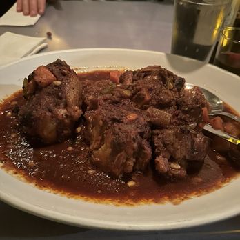 Edo's Squid - Oxtails - Italian Near Me - Richmond, Virginia Edo's Squid - Oxtails - Italian Near Me - Richmond, Virginia