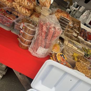 Folsom Blvd Flea Market - Antiques Near Me - Sacramento, California
