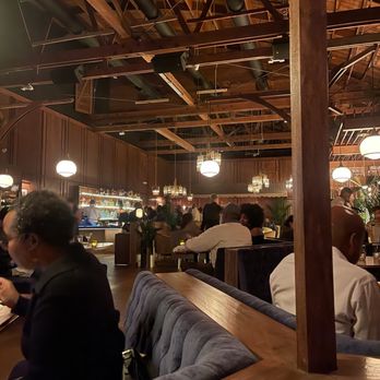 Somerville - Interior - Steakhouses Near Me - Los Angeles, California Somerville - Interior - Steakhouses Near Me - Los Angeles, California