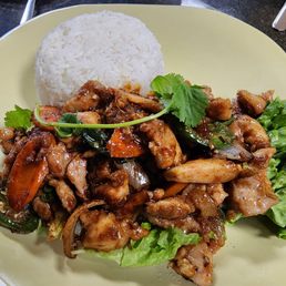 Steamed Rice w/ Lemongrass Chicken & Chili