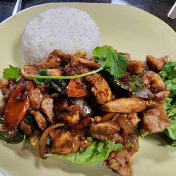 Pho Saigon - Steamed Rice w/ Lemongrass Chicken & Chili - Vietnamese Near Me - Kent, Washington Pho Saigon - Steamed Rice w/ Lemongrass Chicken & Chili - Vietnamese Near Me - Kent, Washington