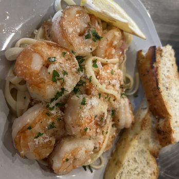 266 StillWater - Shrimp scampi - Cocktail Bars Near Me - Gardiner, Maine 266 StillWater - Shrimp scampi - Cocktail Bars Near Me - Gardiner, Maine