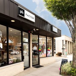 pH Factor - Street view!
