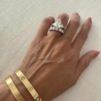 I.D. Jewelry - Jewelry Near Me - New York, New York