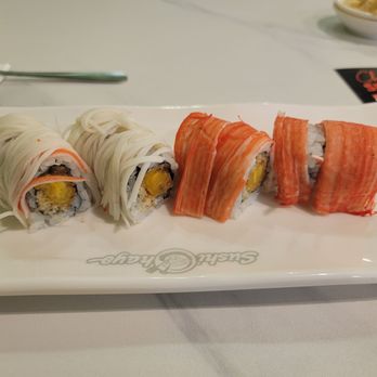 Sushi Ohayo - I don't remember the name, shrimp tempura inside with crab outside (I order it without the mayo and chef sauce) - Sushi Bars Near Me - Chantilly, Virginia
